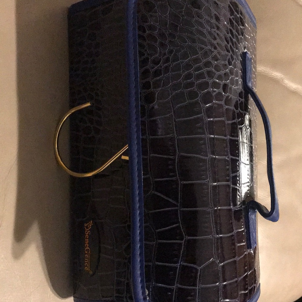 Sene Gence Travel Bag